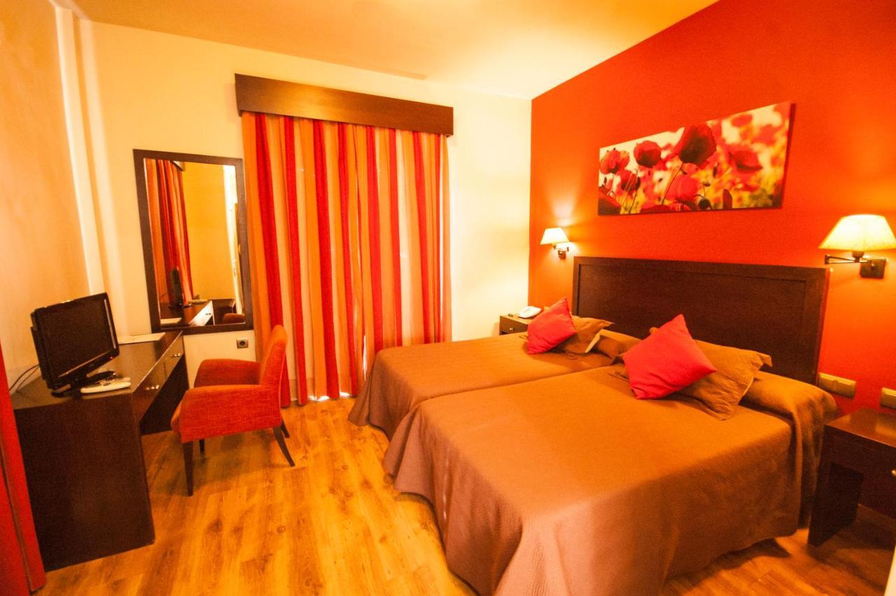 Atalaya De La Campina Hotel Кордоба Екстериор снимка