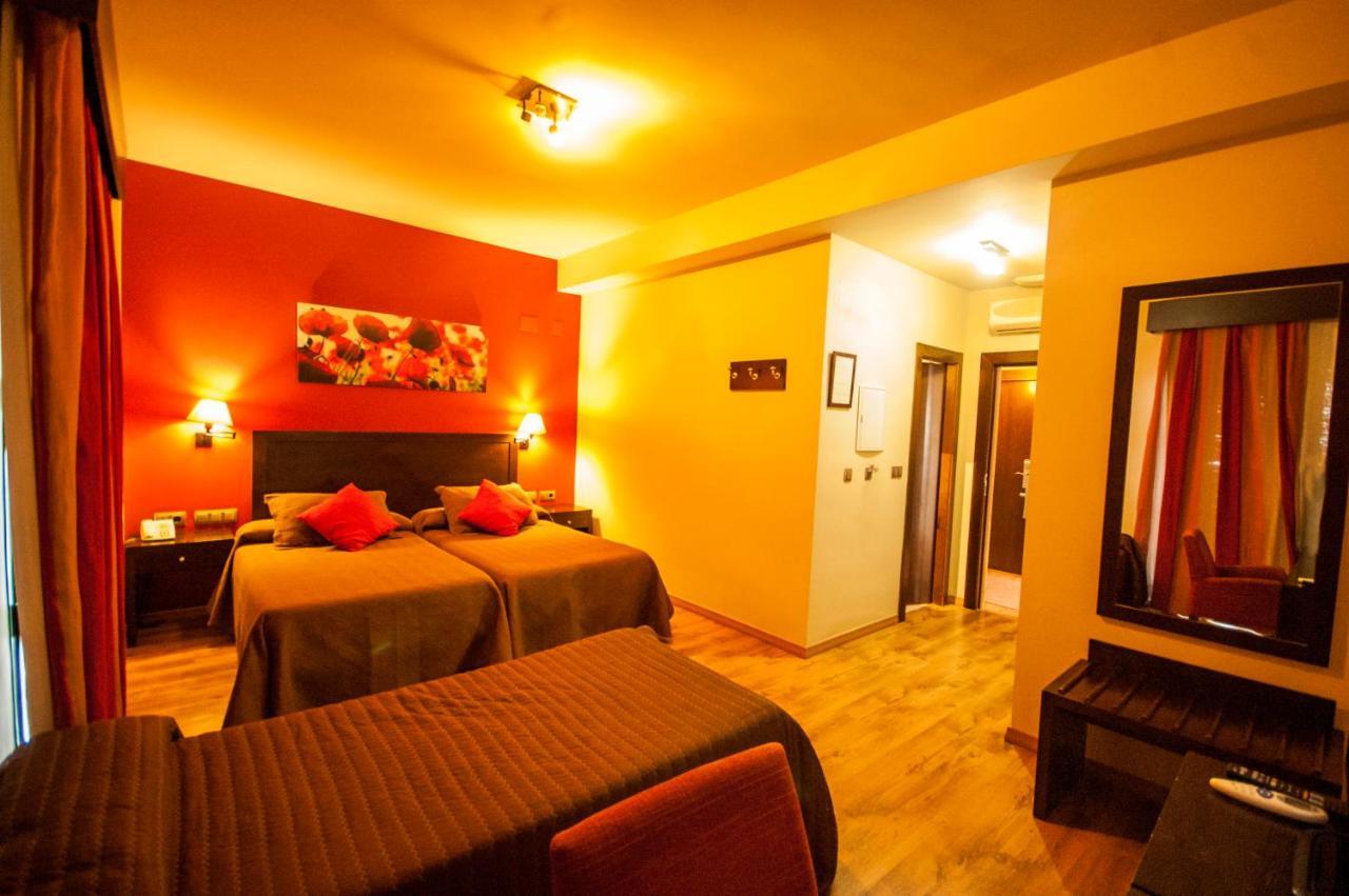 Atalaya De La Campina Hotel Кордоба Екстериор снимка